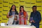 Shabana Azmi at the launch of Kishwar Desai_s book Witness The Night in Landmark, Andheri on 19th Feb 2010 (8).JPG